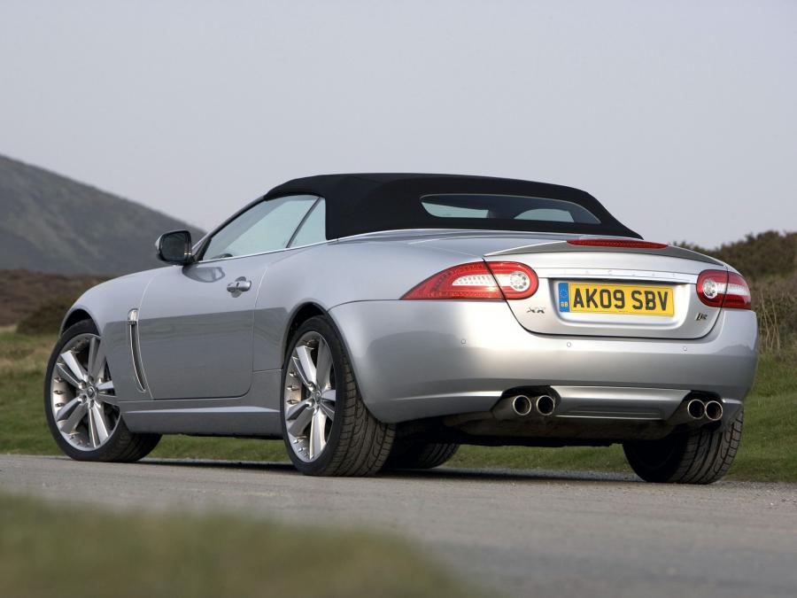  Jaguar XKR Convertible 2009 года  (UK) (фото 19 из 22)